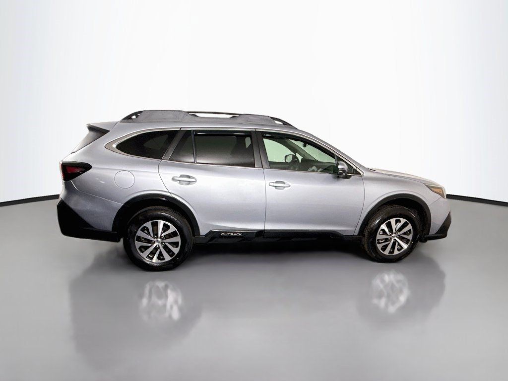 Used 2020 Subaru Outback Premium w/ Popular Package #1 AWD/4WD image 11