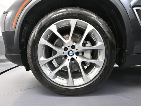 Used 2023 BMW X5 xDrive40i AWD/4WD image 17