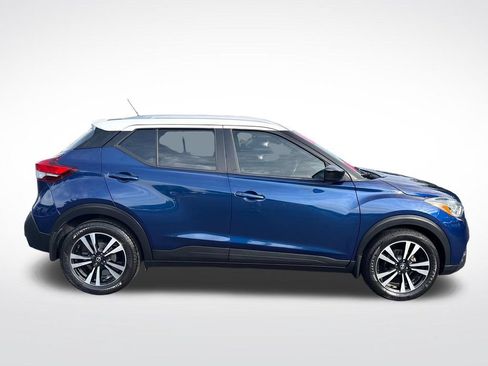 Used 2018 Nissan Kicks SV FWD image 6