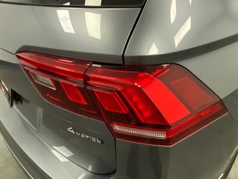 Used 2023 Volkswagen Tiguan SE image 14