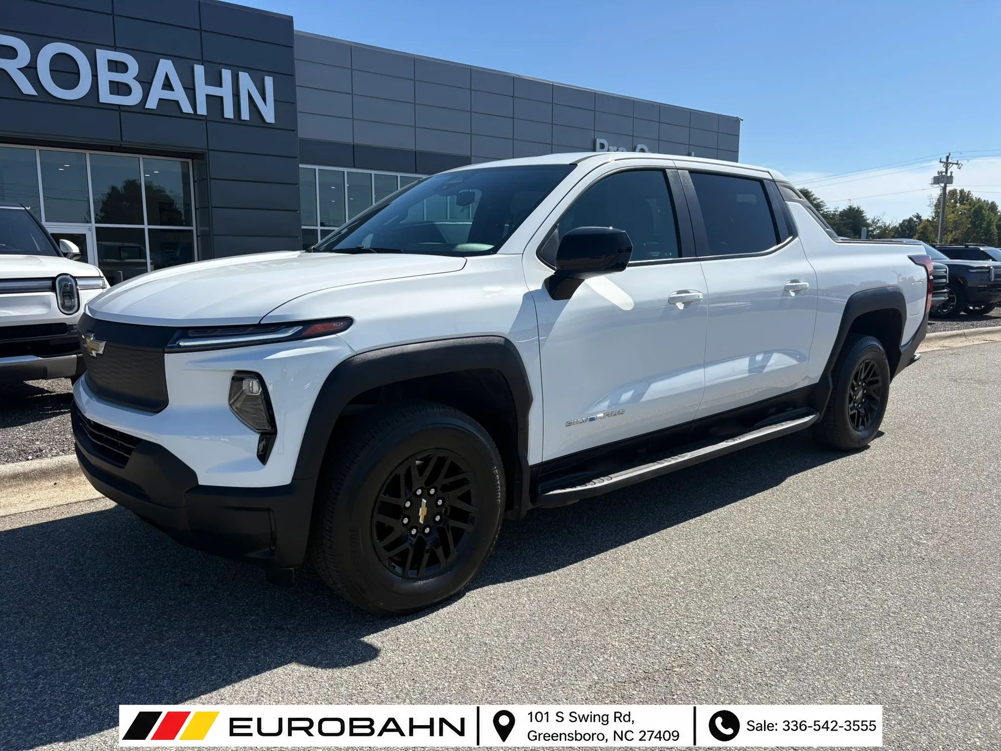 Used 2024 Chevrolet Silverado EV W/T AWD/4WD image 29