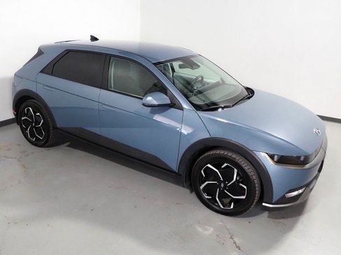 Used 2024 Hyundai Ioniq 5 SEL image 11