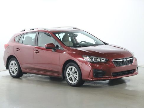 Used 2018 Subaru Impreza 2.0i Premium AWD/4WD image 9