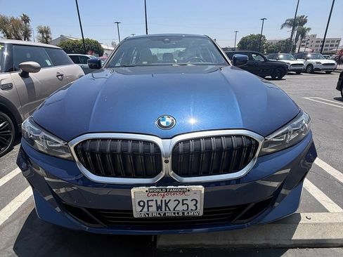 Used 2023 BMW 330i Sedan w/ Parking Assistance Package RWD image 20