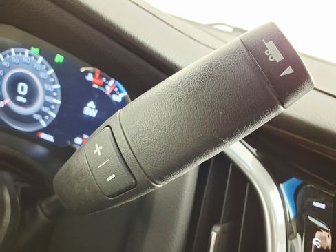 Used 2020 Cadillac Escalade Luxury RWD image 21