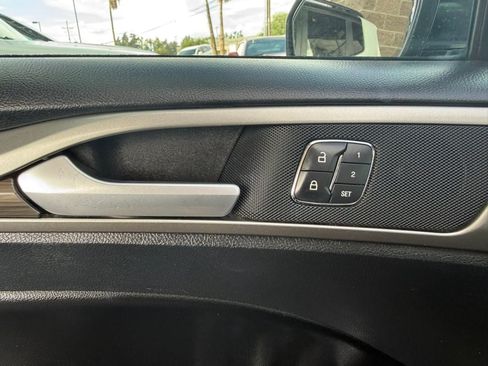 Used 2020 Ford Fusion SEL FWD image 37