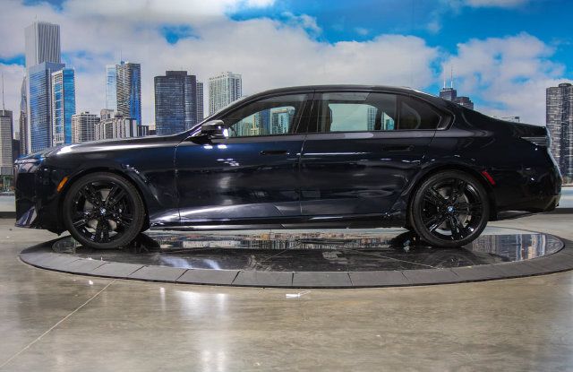 Used 2027 BMW 740i xDrive w/ M Sport Professional Package AWD/4WD image 6