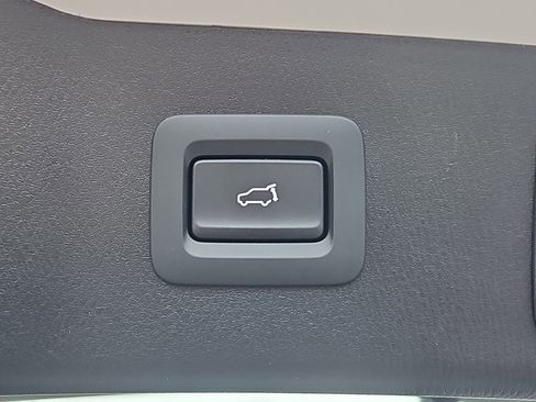 Certified 2025 MAZDA CX-5 AWD 2.5 S w/ Preferred Package image 13