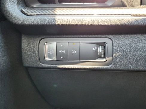 New 2026 Chevrolet Traverse High Country image 21