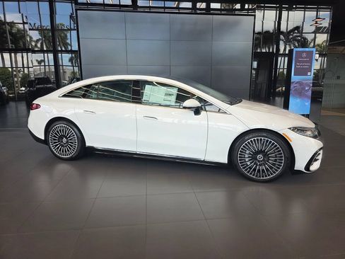 New 2026 Mercedes-Benz EQS 450+ 4MATIC Sedan image 3