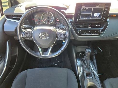 Used 2020 Toyota Corolla SE FWD image 18