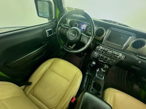 Used 2019 Jeep Wrangler Unlimited Sport S image 9