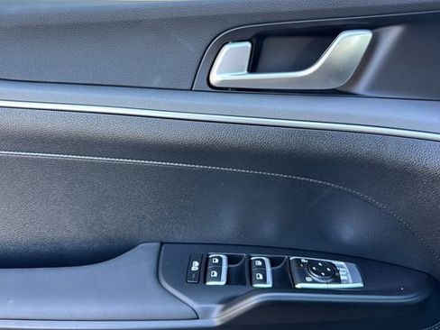 New 2026 Kia K5 LXS image 12