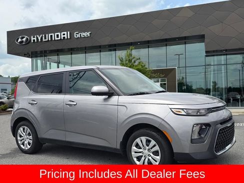Used 2022 Kia Soul LX FWD image 1