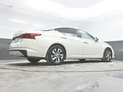 Used 2021 Nissan Altima 2.5 S image 38