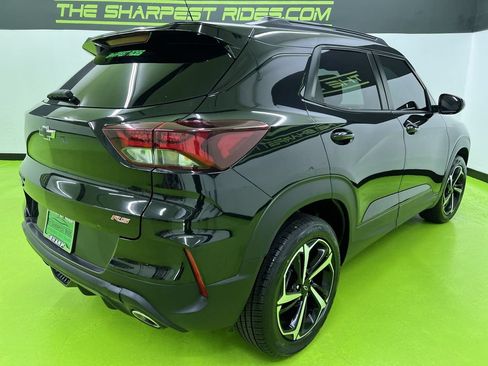 Used 2023 Chevrolet TrailBlazer RS FWD image 10