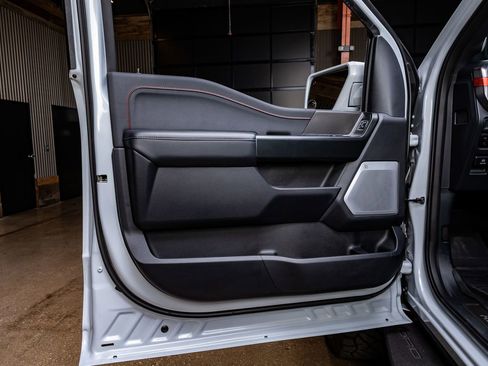 Used 2025 Ford F150 Raptor image 36