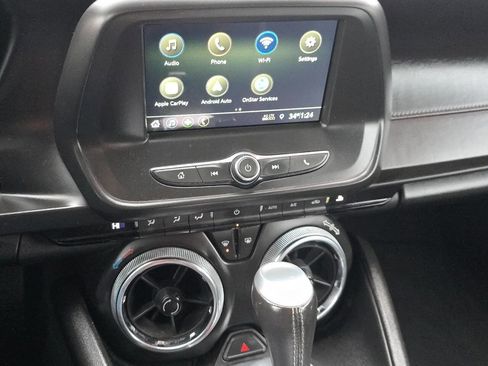 Used 2019 Chevrolet Camaro LT image 33