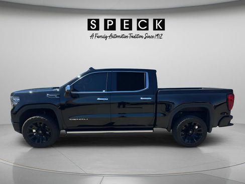 Used 2025 GMC Sierra 1500 Denali Ultimate AWD/4WD image 2