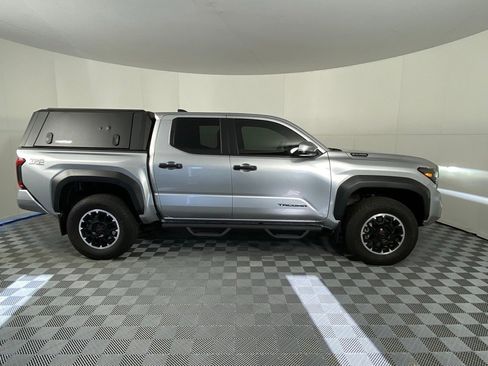 Used 2024 Toyota Tacoma TRD Off-Road w/ TRD Off Road Upgrade Package image 8