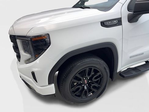 Used 2024 GMC Sierra 1500 Elevation w/ LPO, Elevation Black Package RWD image 18