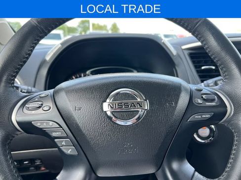 Used 2017 Nissan Pathfinder Platinum AWD/4WD image 34