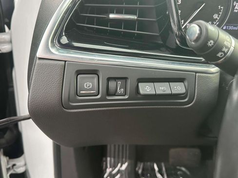 Used 2022 Cadillac XT6 Premium Luxury w/ Technology Package image 20