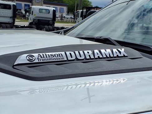 New 2026 Chevrolet Silverado 3500 W/T image 23