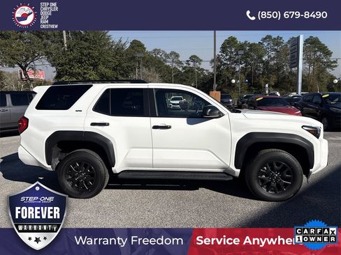 Used 2025 Toyota 4Runner SR5 image 4