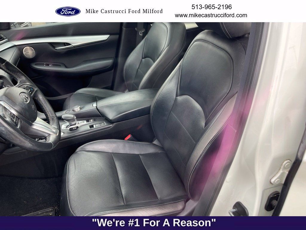 Used 2019 INFINITI QX50 Essential w/ Proactive Package FWD image 4