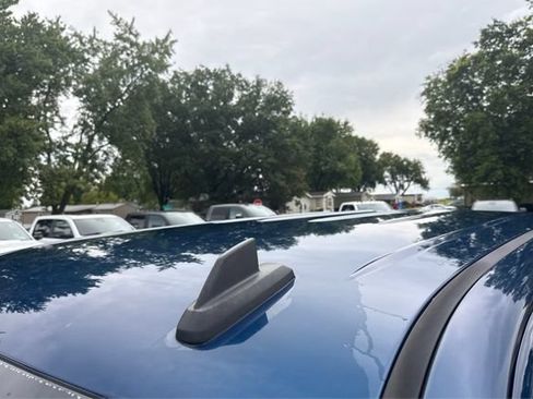 Used 2017 Chevrolet Silverado 1500 LT w/ All Star Edition AWD/4WD image 11
