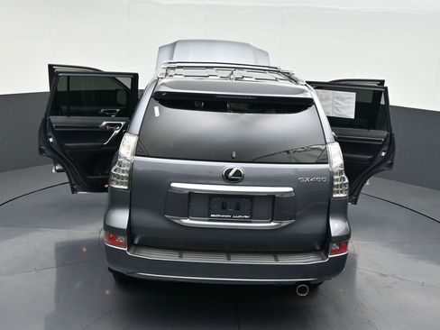 Used 2023 Lexus GX 460 Premium image 35