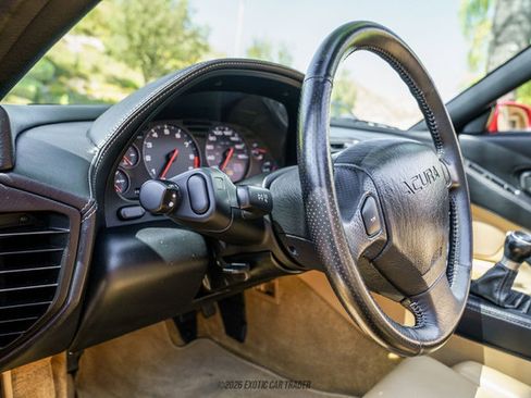 Used 2004 Acura NSX T RWD image 44