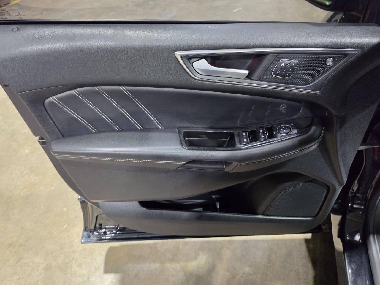 Used 2019 Ford Edge ST w/ Convenience Package AWD/4WD image 23