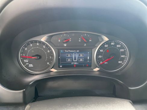 Used 2024 GMC Terrain SLE FWD image 40
