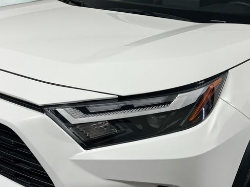 Used 2023 Toyota RAV4 XLE w/ Convenience Package AWD/4WD image 11