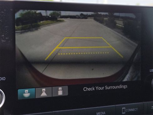 Used 2023 Honda CR-V Sport image 18