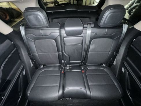 Used 2025 Lincoln Corsair Grand Touring w/ Equipment Group 301A image 26