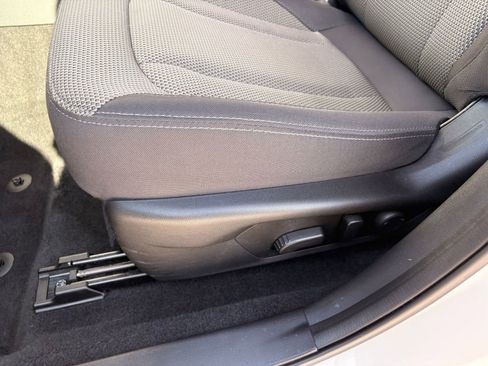 Used 2024 Subaru Crosstrek 2.0i Premium image 14