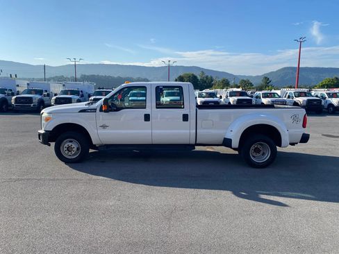 Used 2015 Ford F350 XL w/ Power Equipment Group AWD/4WD image 5