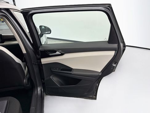 Used 2026 Volkswagen Taos S FWD image 28