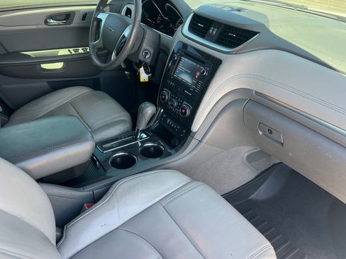 Used 2013 Chevrolet Traverse LT AWD/4WD image 18