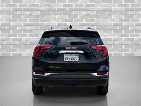 Used 2021 GMC Terrain SLT FWD image 4