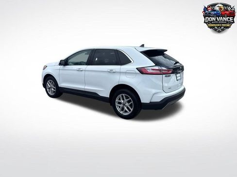 Used 2024 Ford Edge SEL w/ Convenience Package AWD/4WD image 3