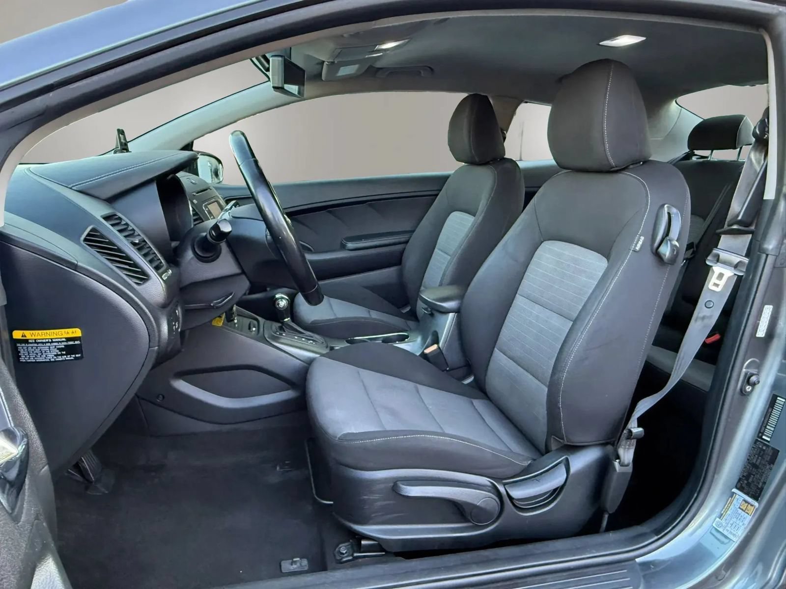 Used 2016 Kia Forte Koup EX FWD image 11