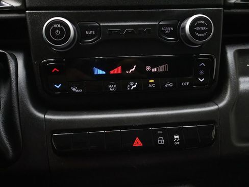 Used 2022 RAM ProMaster 2500 FWD image 22