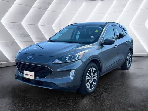Used 2021 Ford Escape SEL image 3