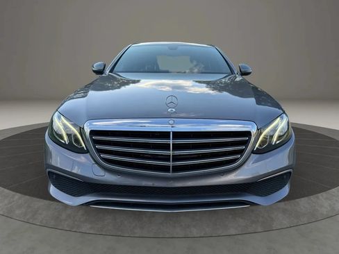 Used 2017 Mercedes-Benz E 300 image 7