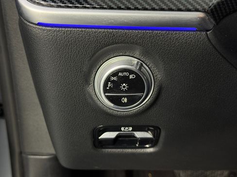 Used 2022 Mercedes-Benz C 300 C 300 w/ Exclusive Trim Package image 19