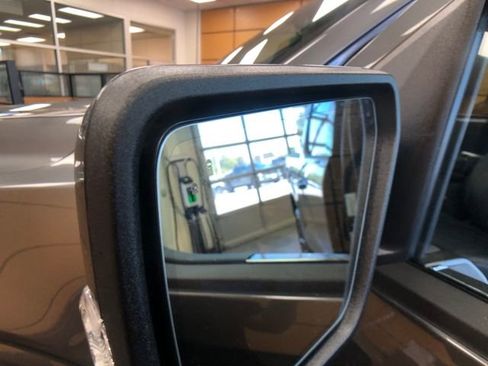 New 2025 Ford F150 Lariat w/ Equipment Group 502A High image 25